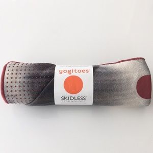 Manduka yogitoes yoga mat towel 24”x68” NEW!